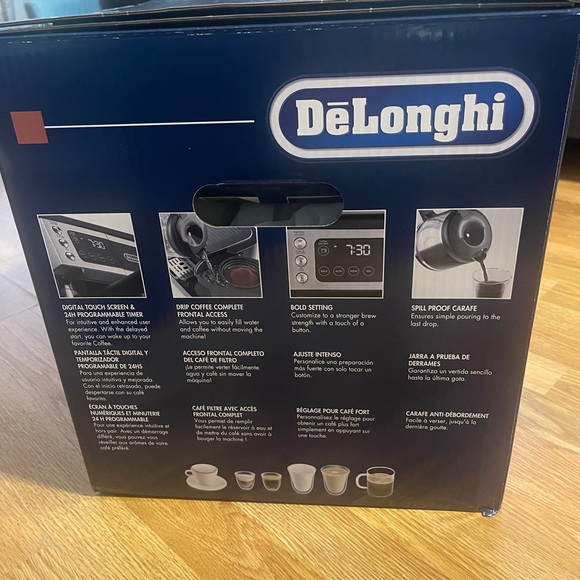 DeLonghi espresso machine - Picture 5 of 5